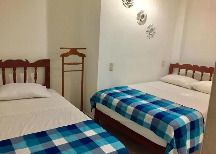 Guest house Zihuazul 2*